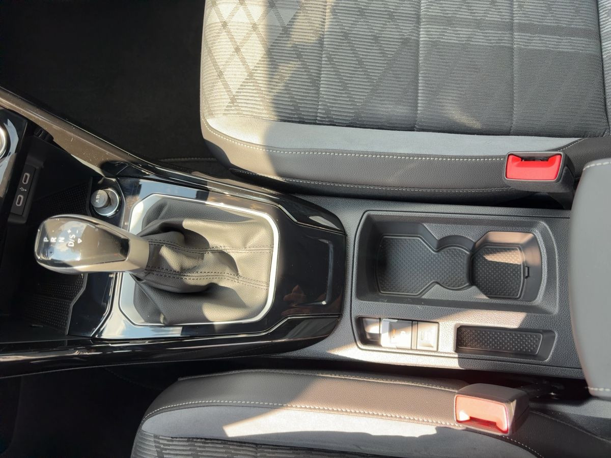 T-Roc 1.5 TSI DSG R-Line ab 3,99% ACC Navi LED-Plus Kamera Lane Ass. Bluet. Sitz