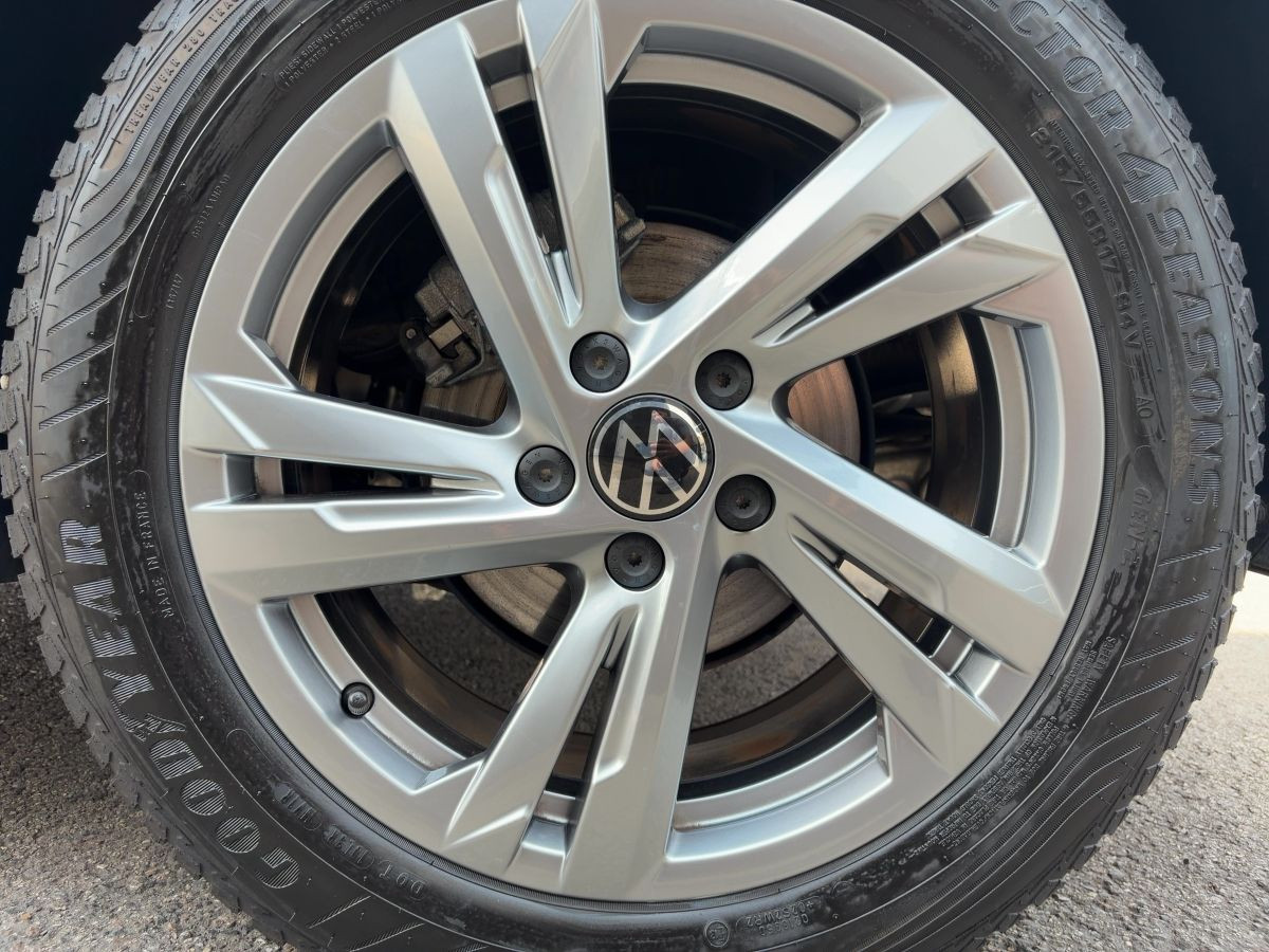 T-Roc 1.5 TSI DSG R-Line ab 3,99% ACC Navi LED-Plus Kamera Lane Ass. Bluet. Sitz