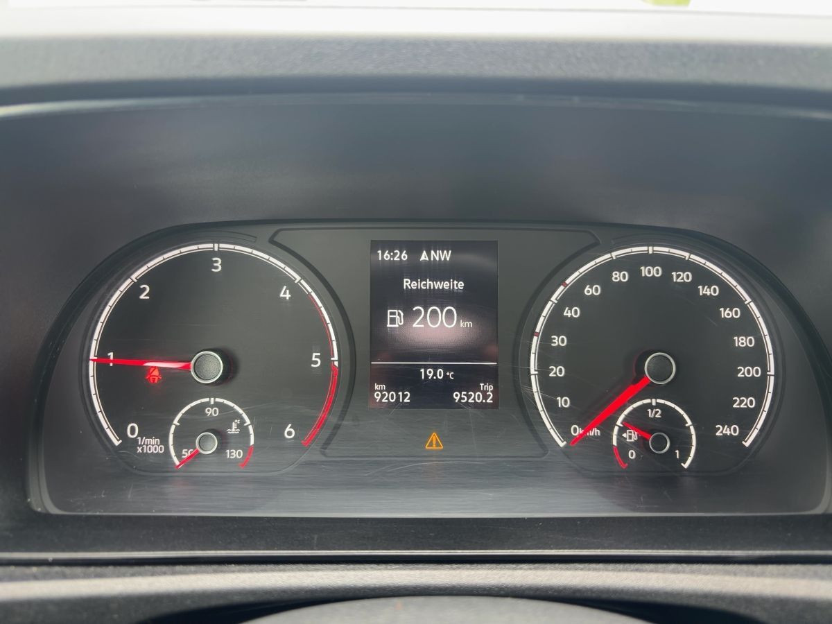Caddy 2.0 TDI 4M AHK Navi Standh. Kamera Tempo Lane Ass. Bluet. Sitzh.