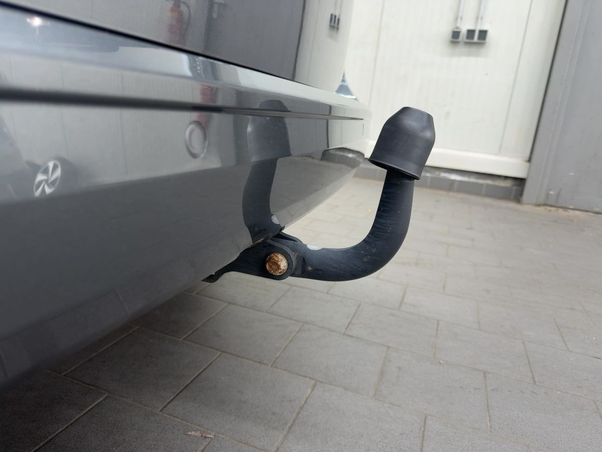 Caddy 2.0 TDI Life AHK Standh. Bluet. Lane Ass. Tempo Klima