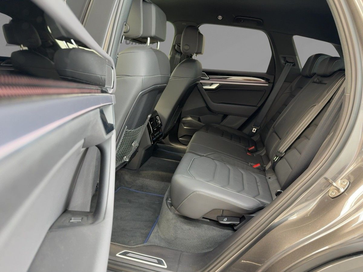 Touareg 3.0 V6 TSI eHybrid AHK LED-Matrix Navi Luft Leder Kamera DYNAUDIO