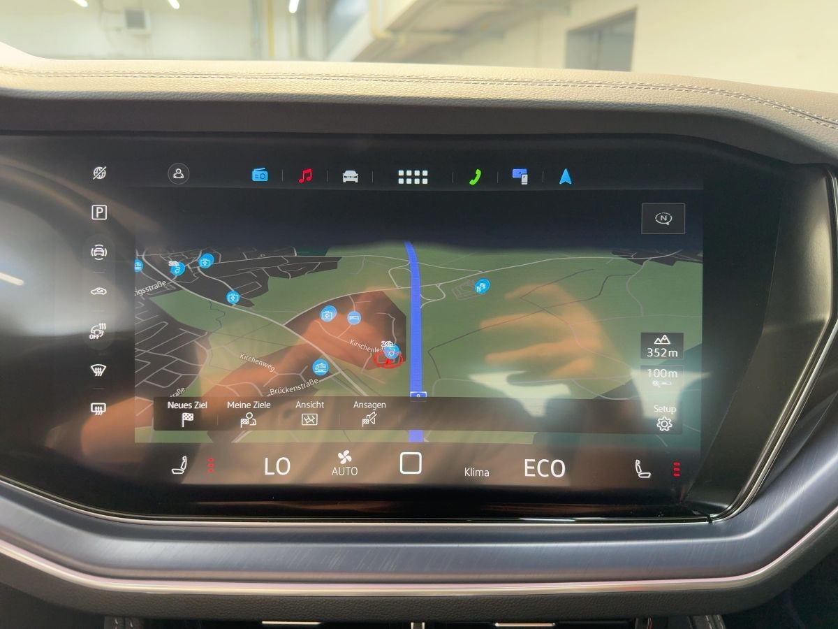 Touareg 3.0 V6 TSI eHybrid AHK LED-Matrix Navi Luft Leder Kamera DYNAUDIO