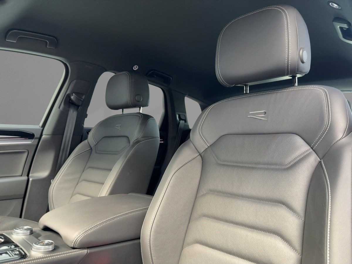 Touareg 3.0 V6 TSI eHybrid AHK LED-Matrix Navi Luft Leder Kamera DYNAUDIO