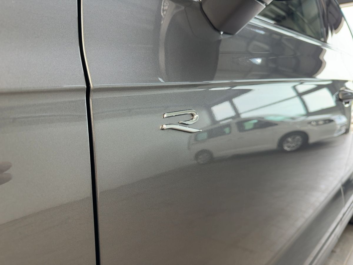 Touareg 3.0 V6 TSI eHybrid AHK LED-Matrix Navi Luft Leder Kamera DYNAUDIO