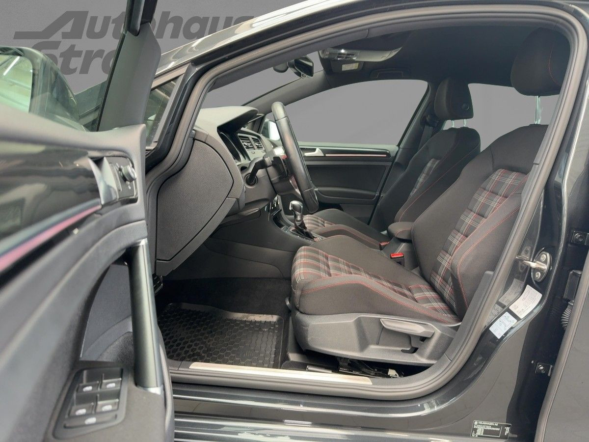 Golf VII GTI Performance 2.0 TSI DSG Navi 