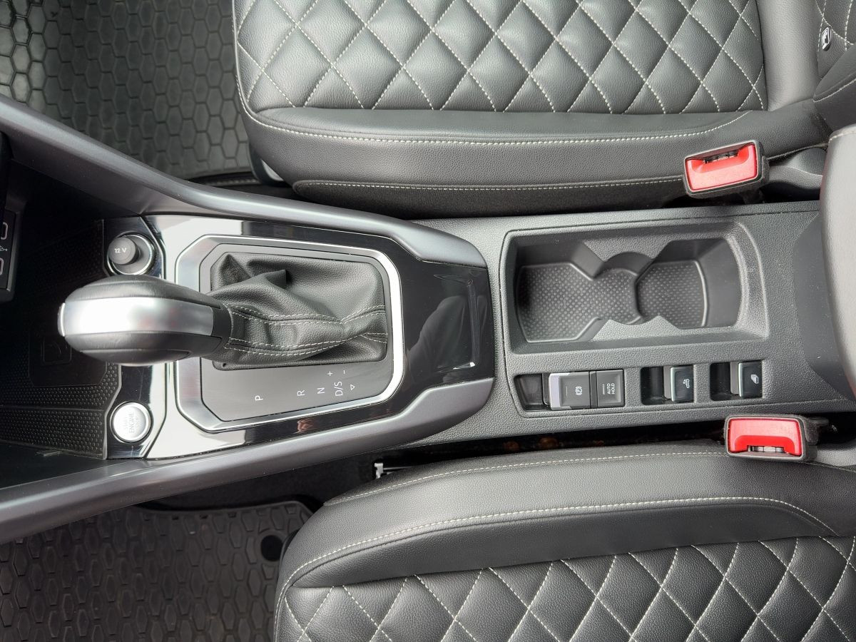T-Roc Cabriolet 1.5 TSI DSG R-Line AHK ACC LED Navi Leder Kamera Bluet. Sitzh.