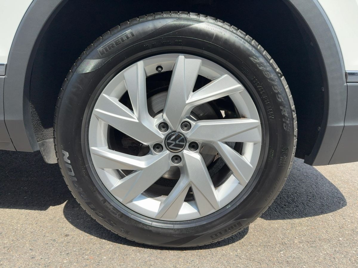 Tiguan Allspace 2.0 TDI Life ACC Navi LED Head-up! Kamera Lane Ass. Bluet. Sitzh.