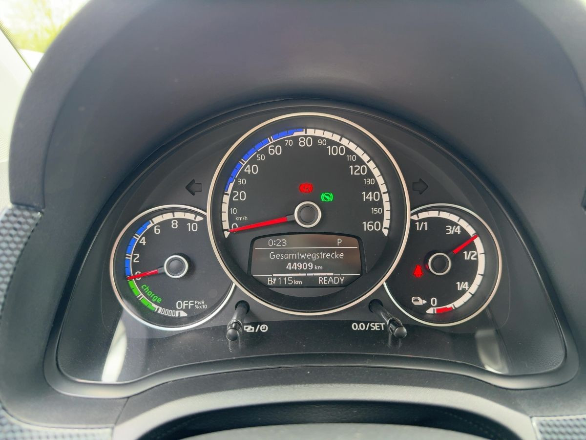 e-up! move 32 kWh Kamera Climatronic Tempo Bluet. Sitzh.
