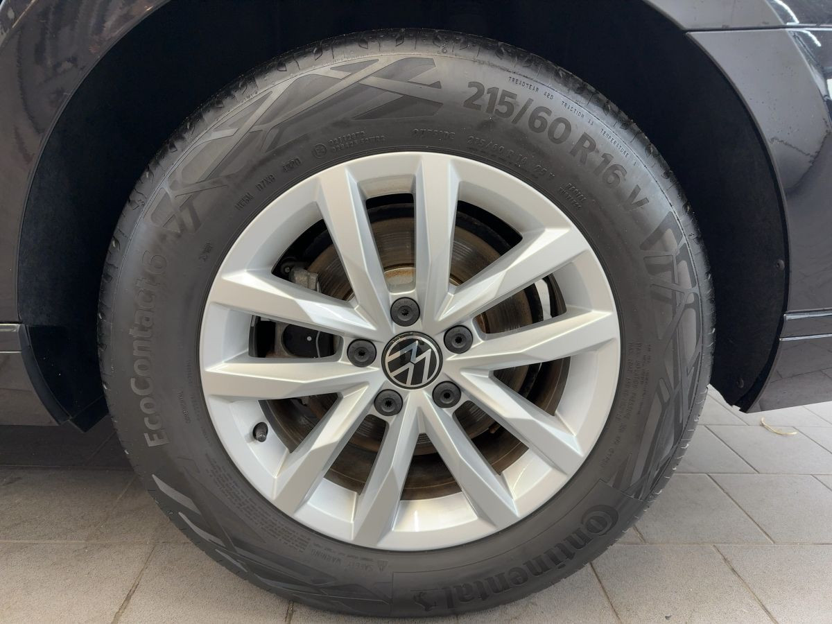 Passat Variant 2.0 TDI DSG Business ACC Navi LED Kamera Keyless Bluet. Sitzh.