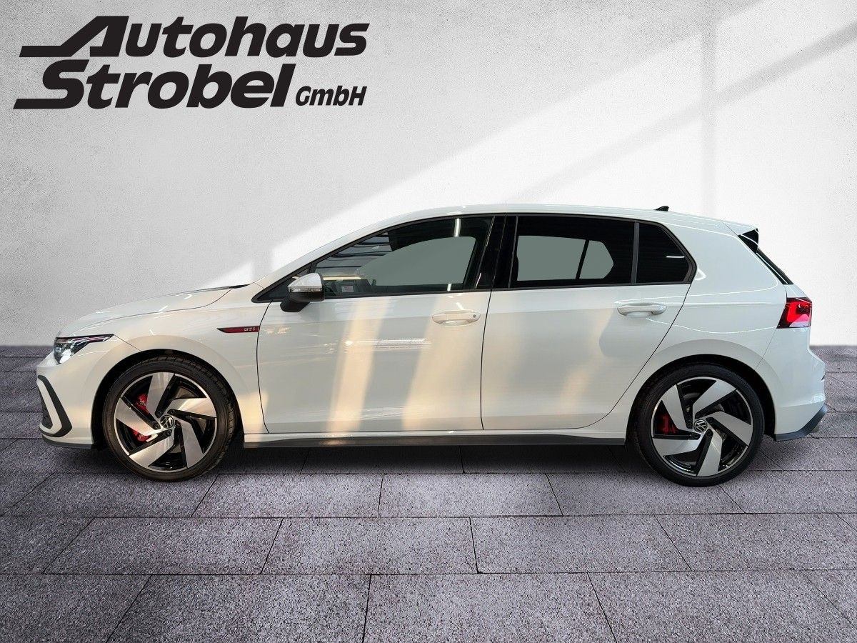 Golf VIII GTI 2.0 TSI DSG ACC Navi LED-Matrix Pano Einparkh. Keyless Sitzh.