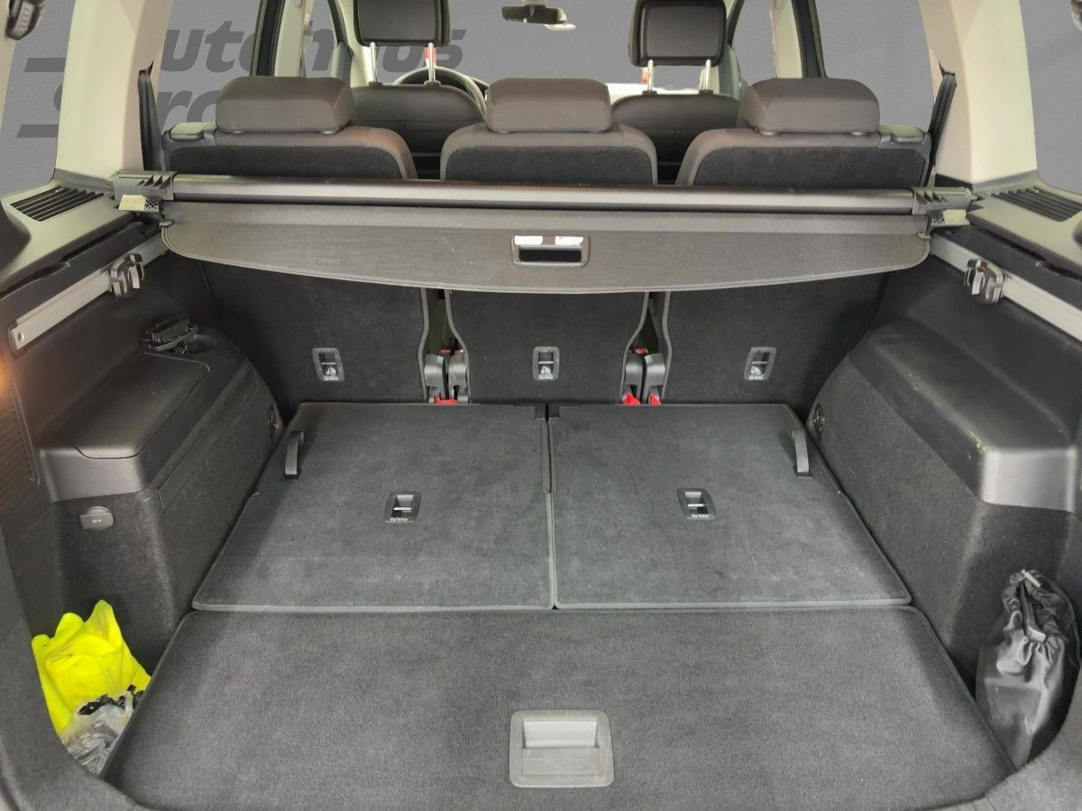 Touran 2.0 TDI DSG Comfortline 7-Sitze ACC DCC AHK LED Navi Climatronic Kamera