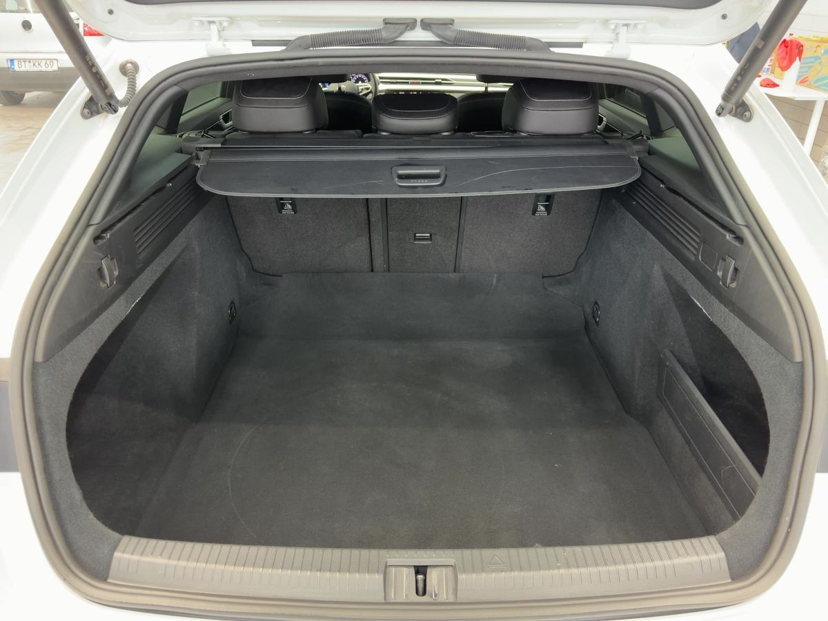 Arteon Shootingbrake 2.0 TSI DSG R-Line ACC DCC Navi LED Climatronic Kamera Sitzh. Bluet. DAB+