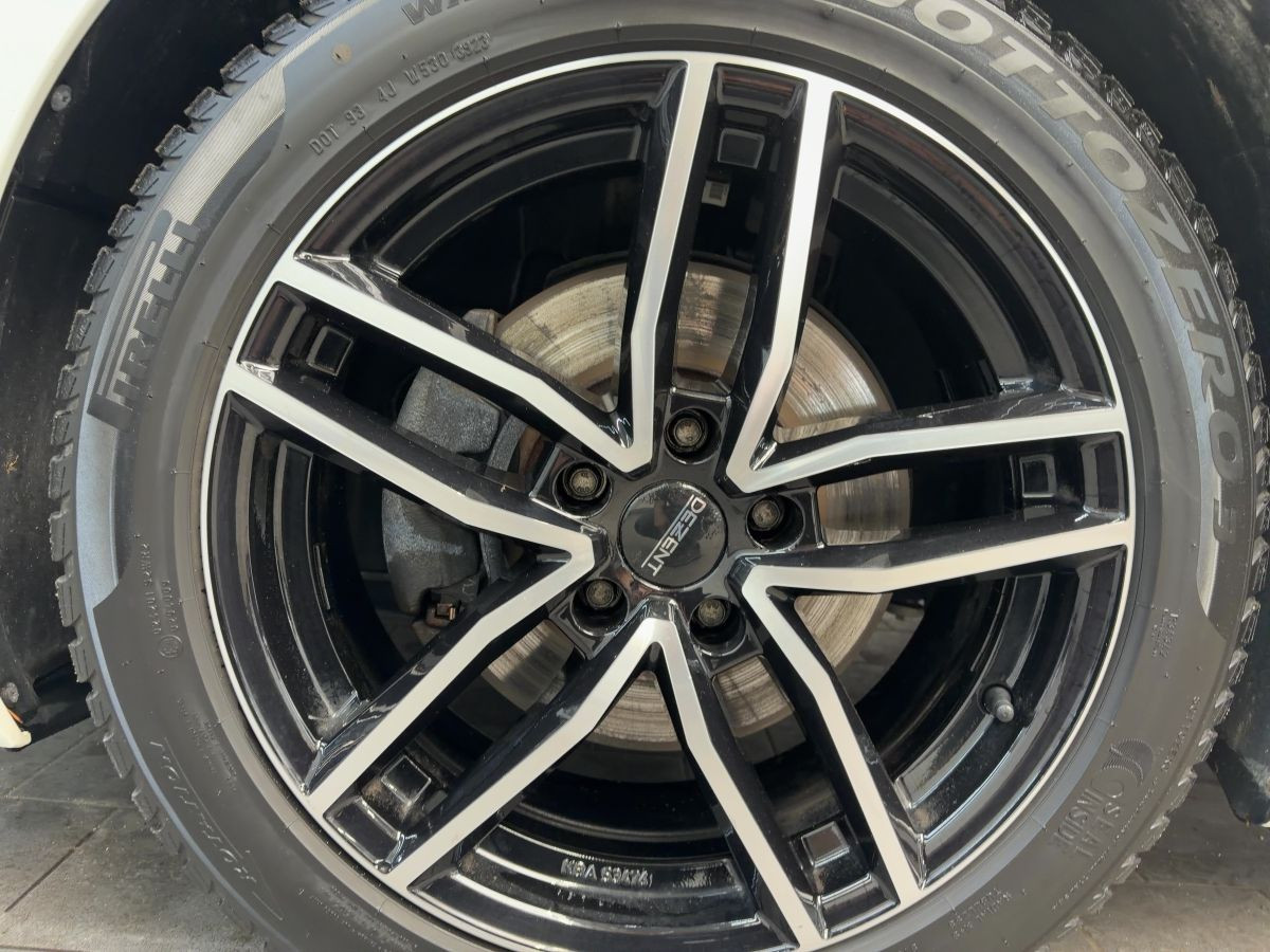 Arteon Shootingbrake 2.0 TSI DSG R-Line ACC DCC Navi LED Climatronic Kamera Sitzh. Bluet. DAB+