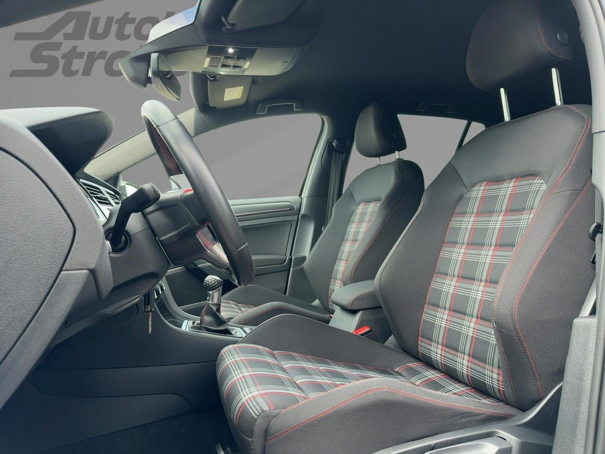 Golf VII GTI 2.0 TSI ACC Navi LED Einparkh. Climatronic Bluet. Sitzh.