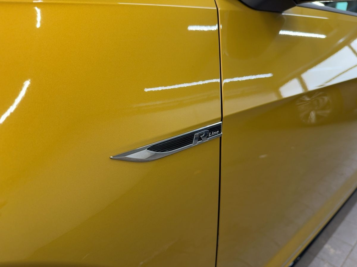 Golf VII 1.5 TSI DSG R-Line ACC LED Navi Climatronic