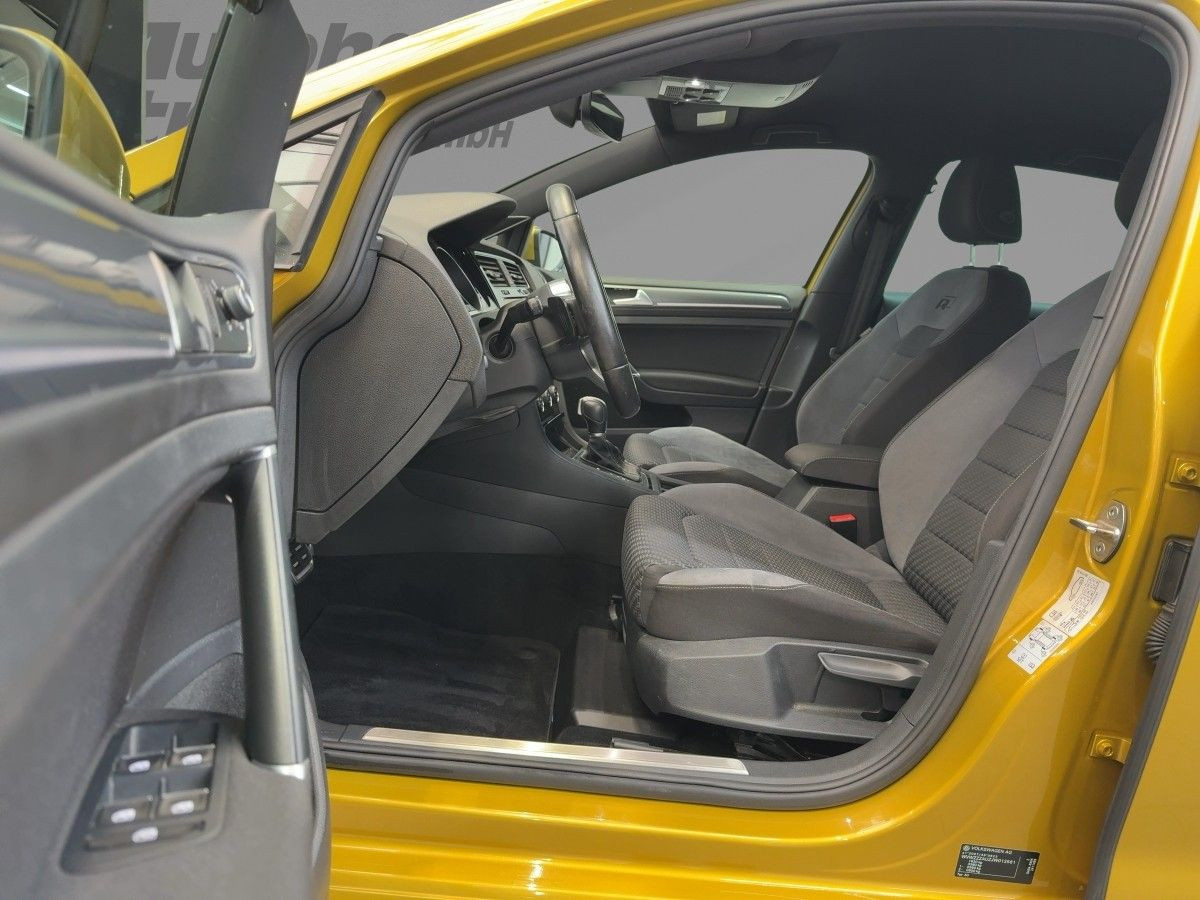 Golf VII 1.5 TSI DSG R-Line ACC LED Navi Climatronic