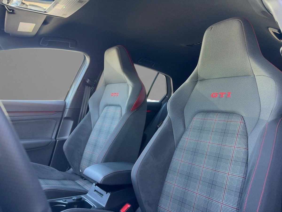 Golf VIII GTI 2.0 TSI DSG 