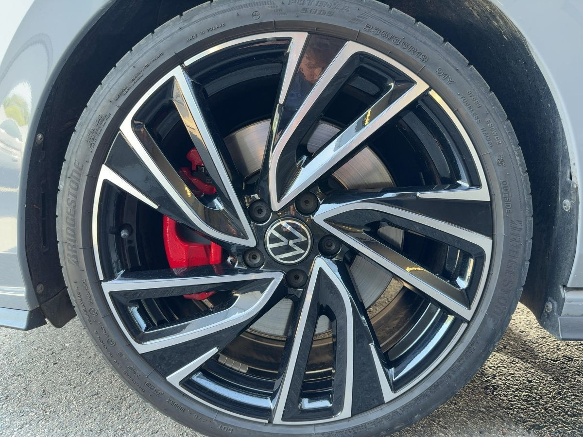 Golf VIII GTI 2.0 TSI DSG 