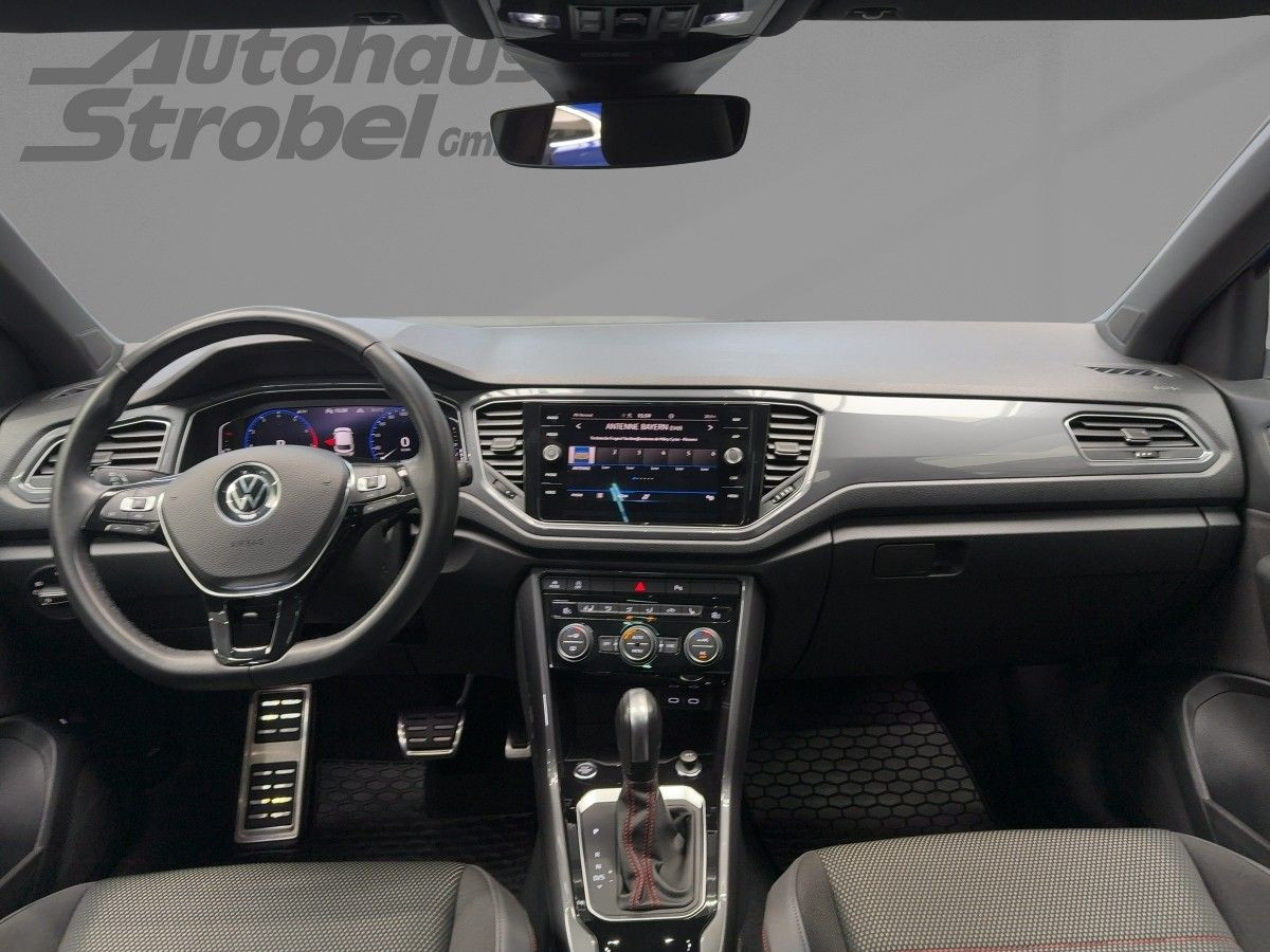 T-Roc 1.5 TSI DSG Sport ACC LED Navi Climatronic Pano. Kamera Sitzh. DAB+ Bluet.