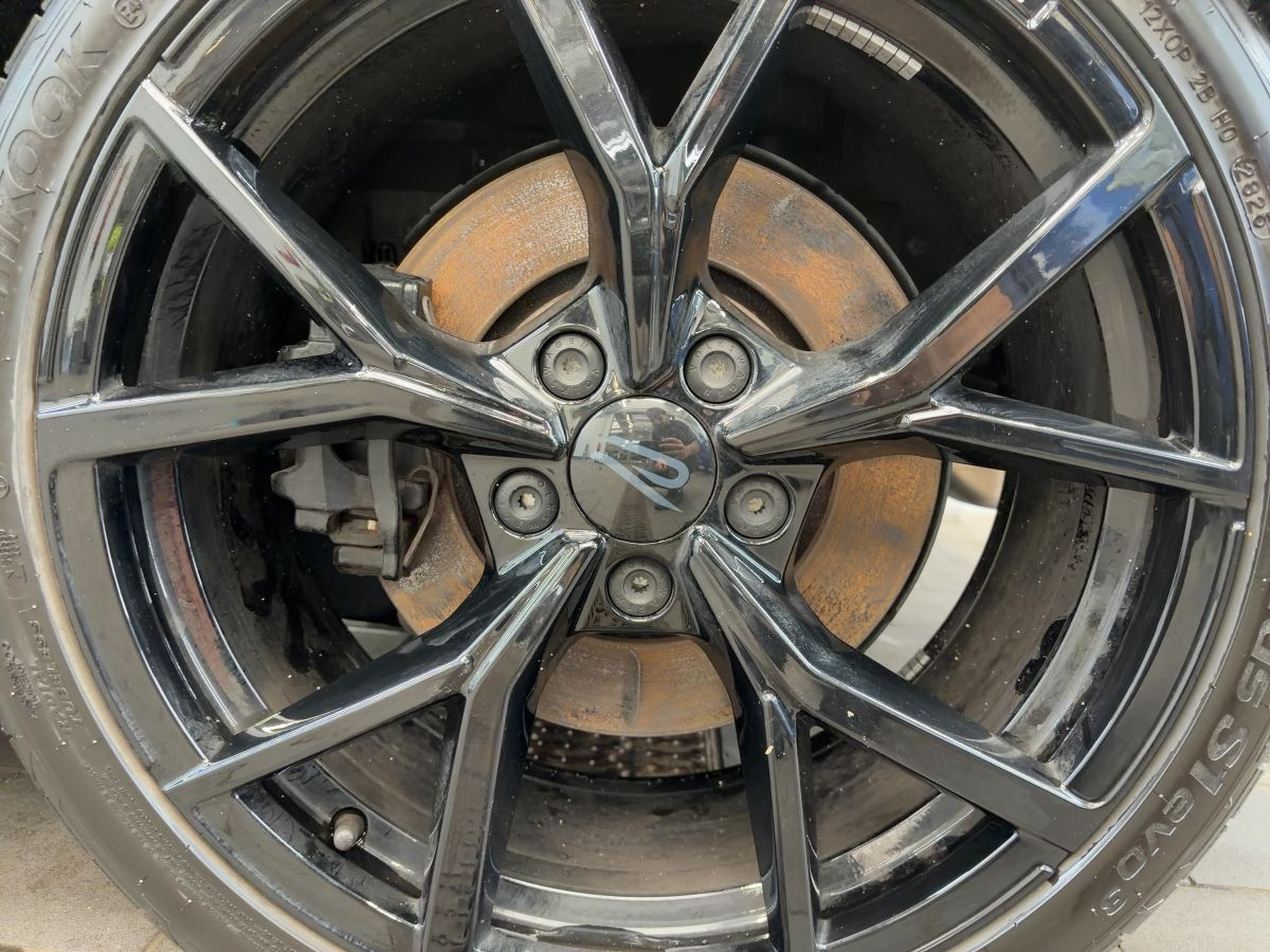 Golf VIII R 2.0 TSI DSG 4M