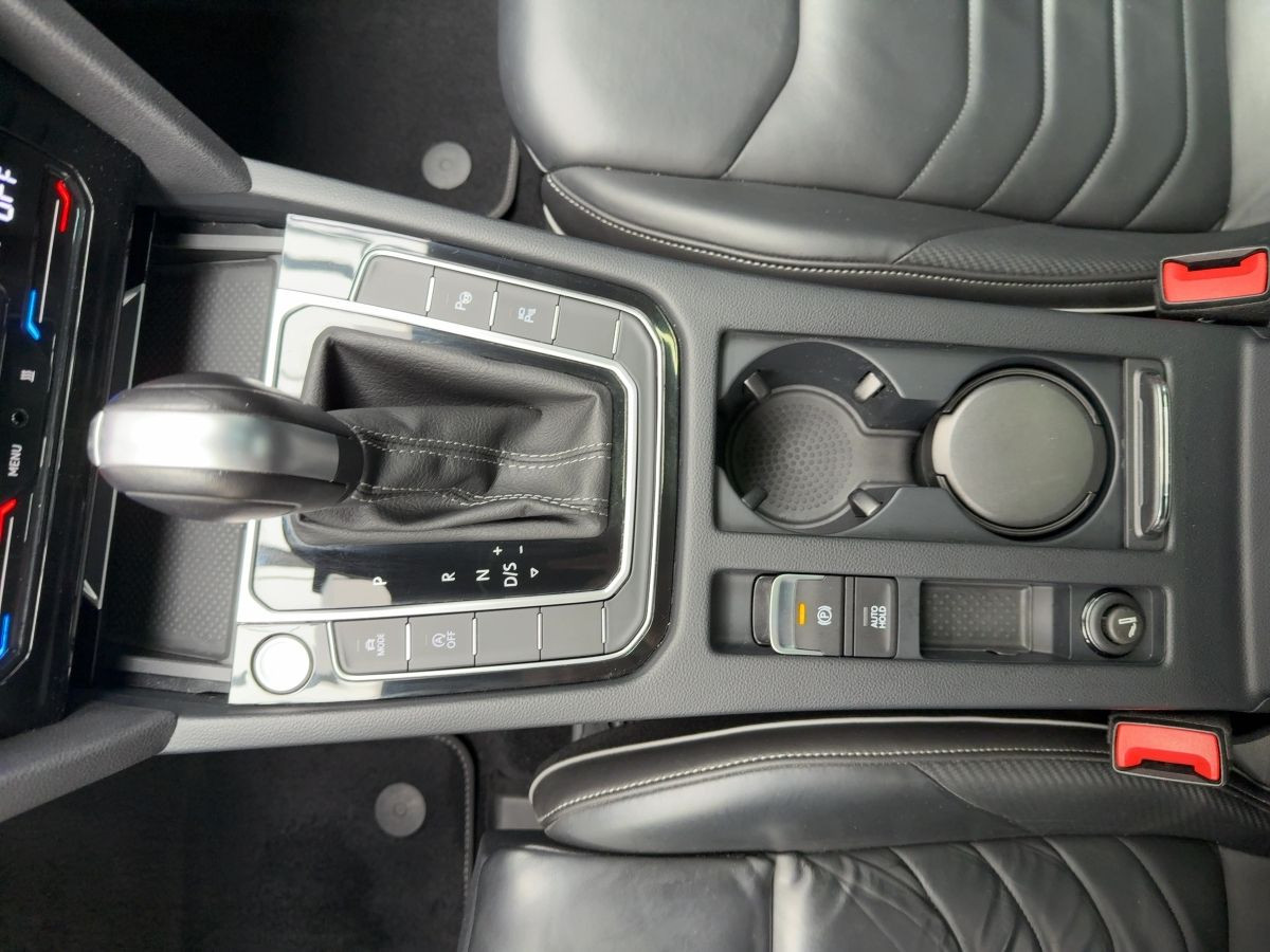 Arteon 2.0 TDI DSG R-Line ab 3,99% ACC DCC AHK Navi LED Standh. 