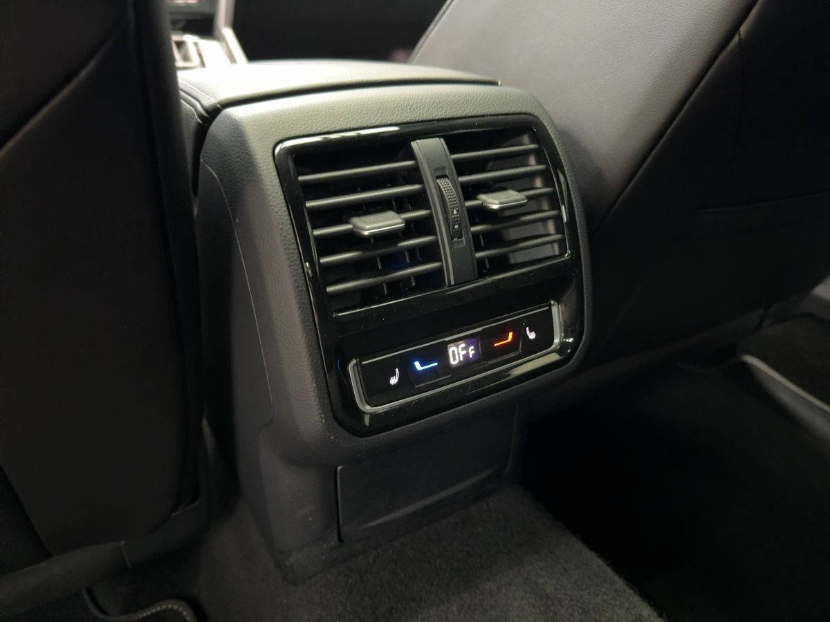 Arteon 2.0 TDI DSG R-Line ab 3,99% ACC DCC AHK Navi LED Standh. 