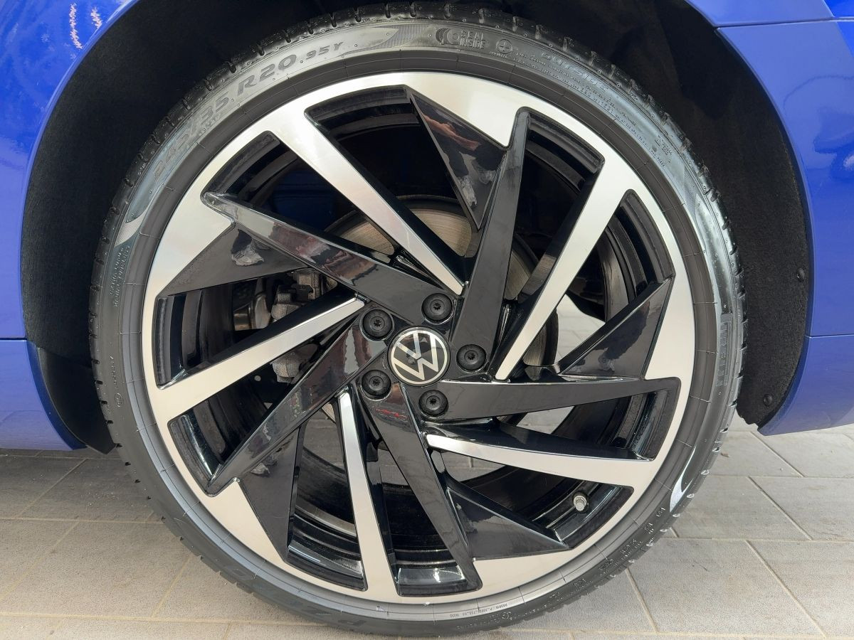 Arteon 2.0 TDI DSG R-Line ab 3,99% ACC DCC AHK Navi LED Standh. 