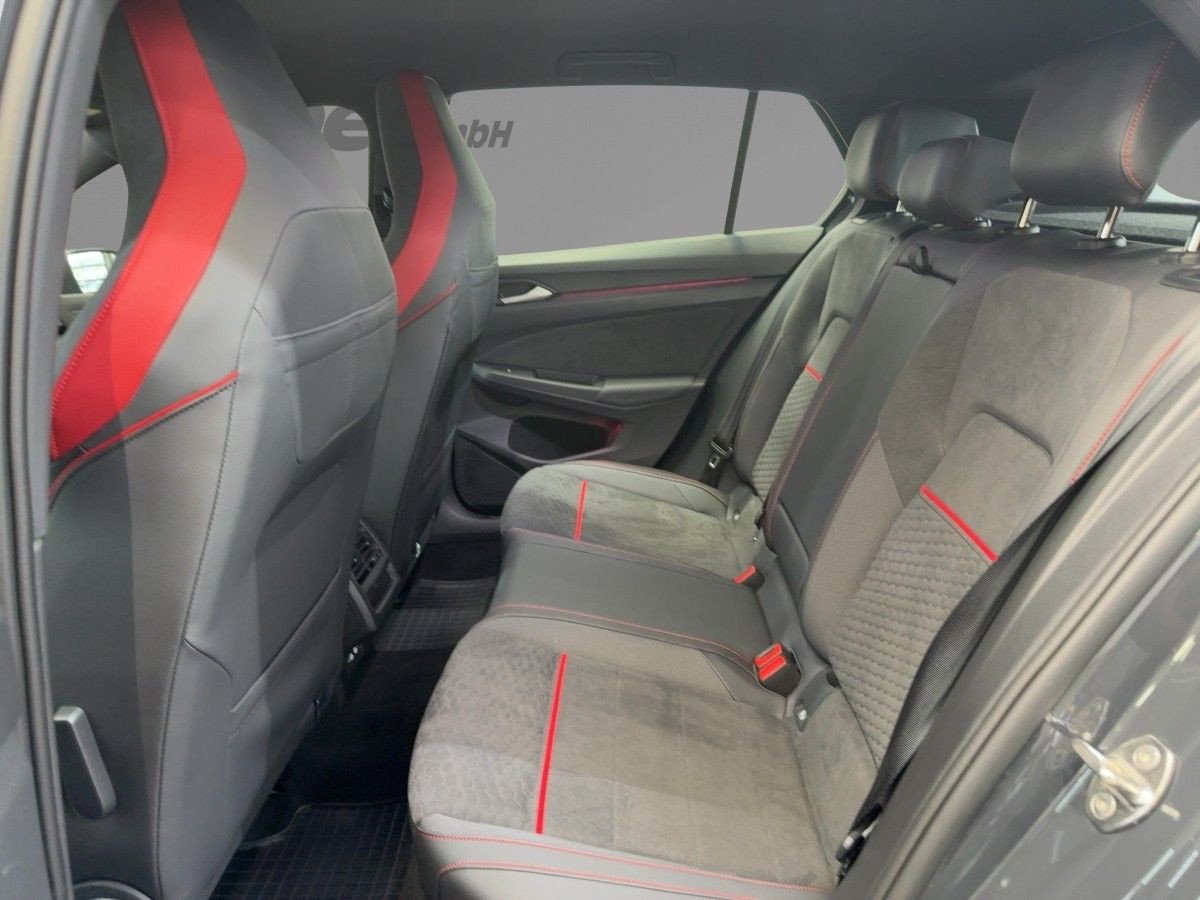 Golf VIII GTI Clubsport 2.0 TSI DSG LED-Plus Climatronic Lane-Ass. Bluetooth. DAB+