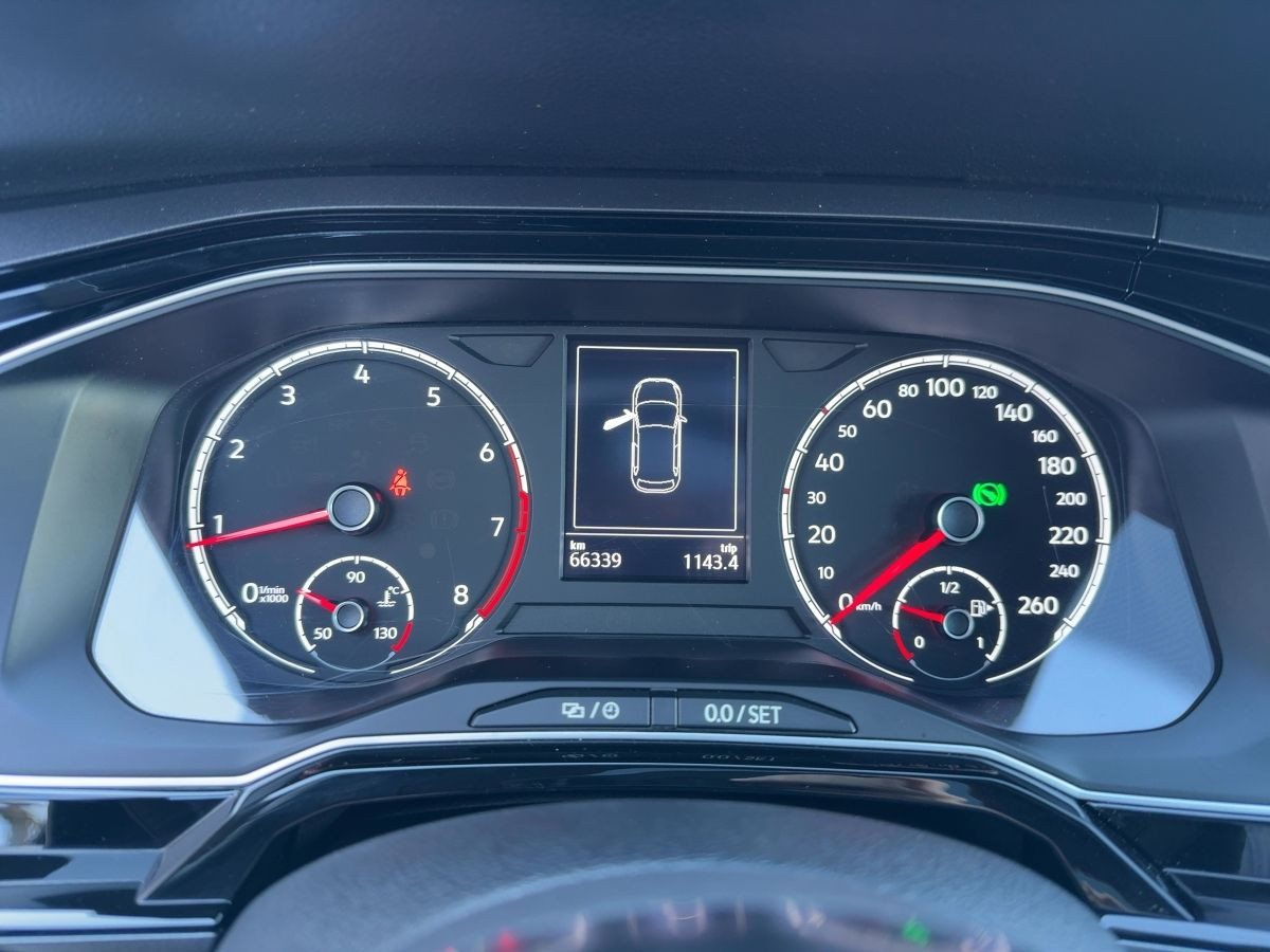 Polo GTI 2.0 TSI DSG ACC LED Climatronic Pano. Kamera Sitzh. DAB+ Blut. Nebel