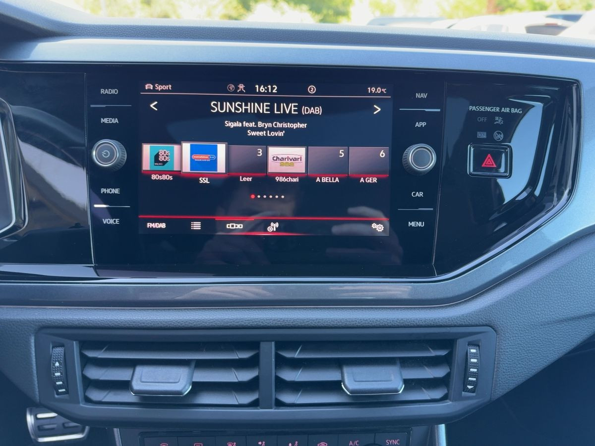 Polo GTI 2.0 TSI DSG ACC LED Climatronic Pano. Kamera Sitzh. DAB+ Blut. Nebel