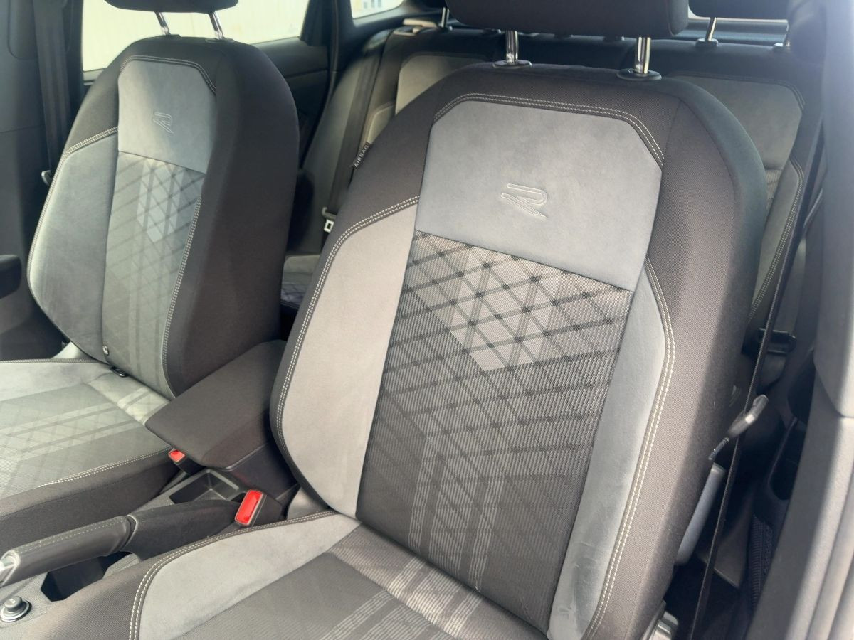 Taigo 1.5 TSI DSG R-Line ACC Navi LED-Matrix Kamera Climatronic Sitzh. Lane-Ass.