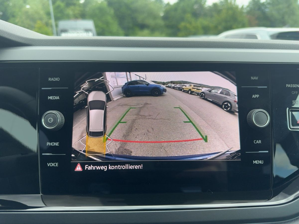 Taigo 1.5 TSI DSG R-Line ACC Navi LED-Matrix Kamera Climatronic Sitzh. Lane-Ass.