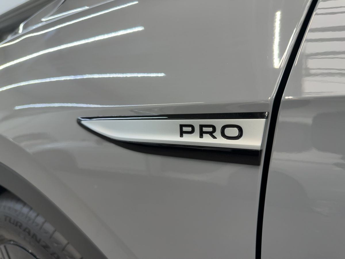ID.4 Pro Performance 82 kWh ACC Navi LED Kamera Keyless Lane Ass. Bluet.