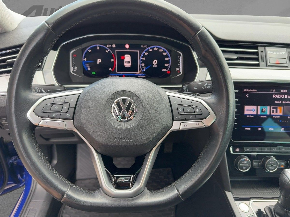 Passat Lim. 2.0 TDI DSG Business R-Line ACC AHK LED Navi Kamera Sitzh. DAB+ Bluet