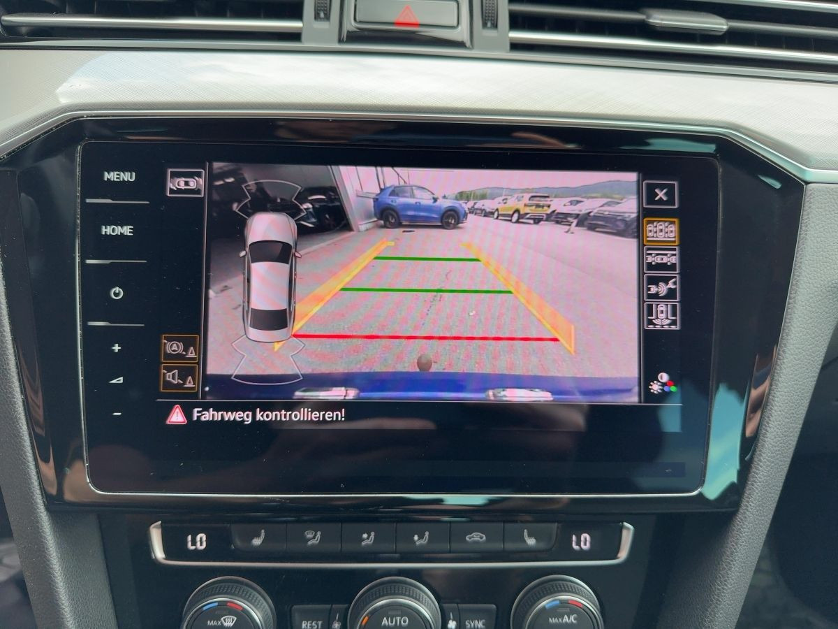 Passat Lim. 2.0 TDI DSG Business R-Line ACC AHK LED Navi Kamera Sitzh. DAB+ Bluet