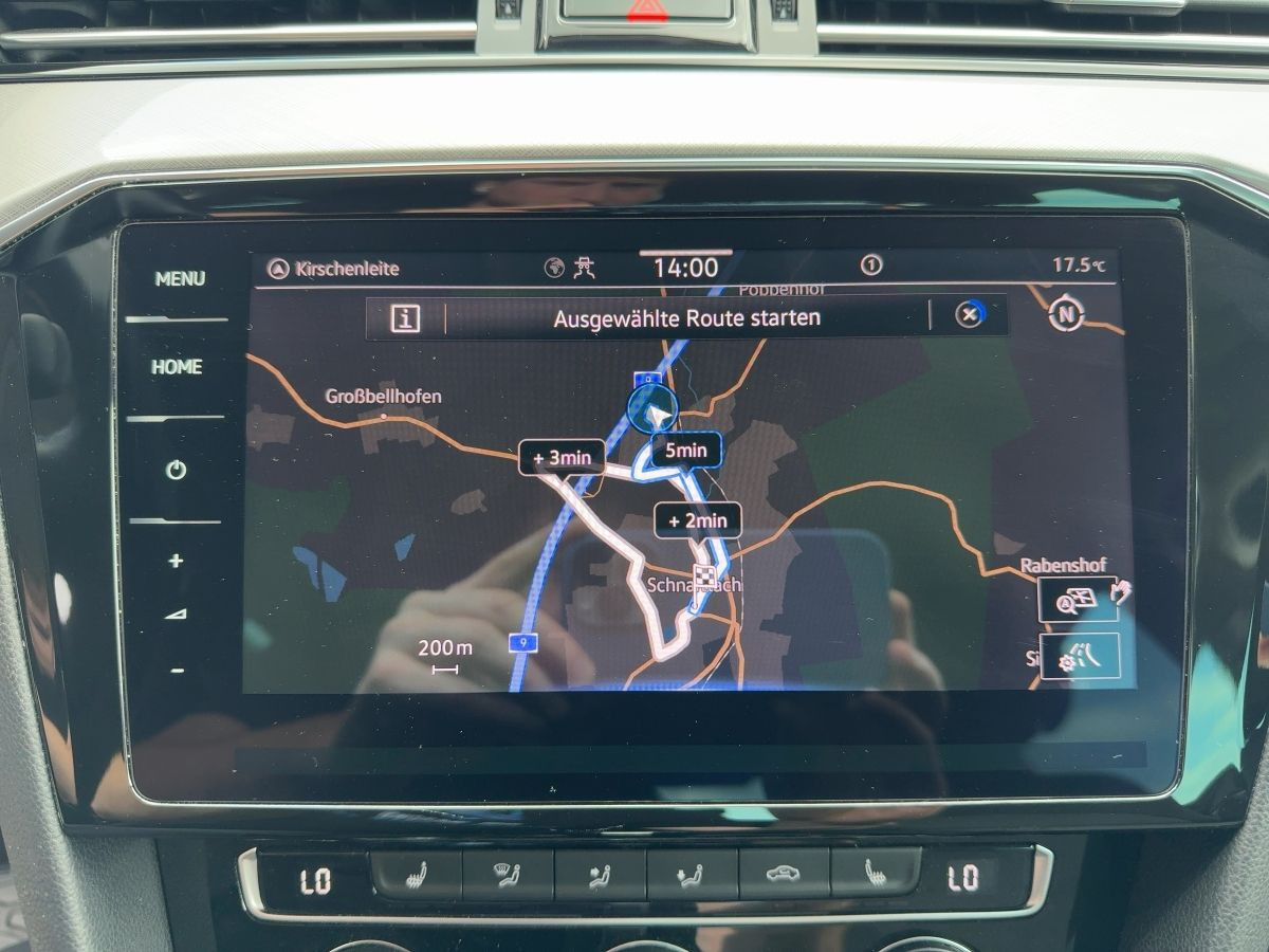 Passat Lim. 2.0 TDI DSG Business R-Line ACC AHK LED Navi Kamera Sitzh. DAB+ Bluet