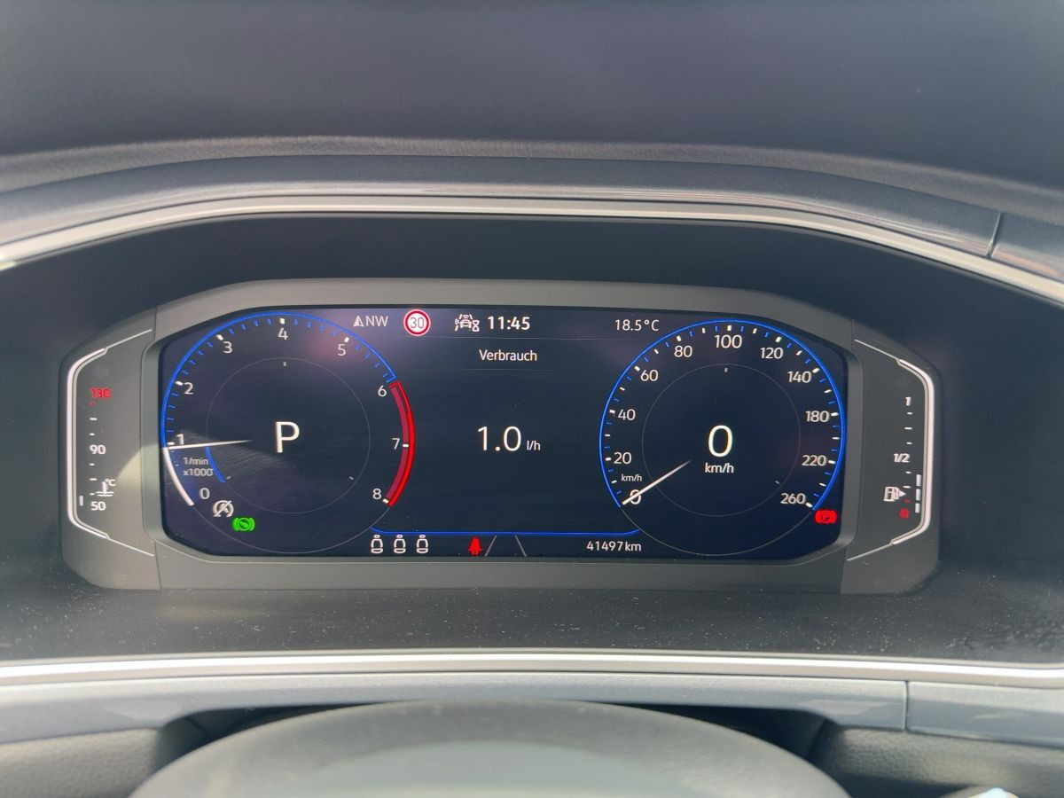 T-Roc 1.5 TSI DSG Style AHK ACC LED-Matrix Navi Kamera Sitzh. Climatronic Bluet.