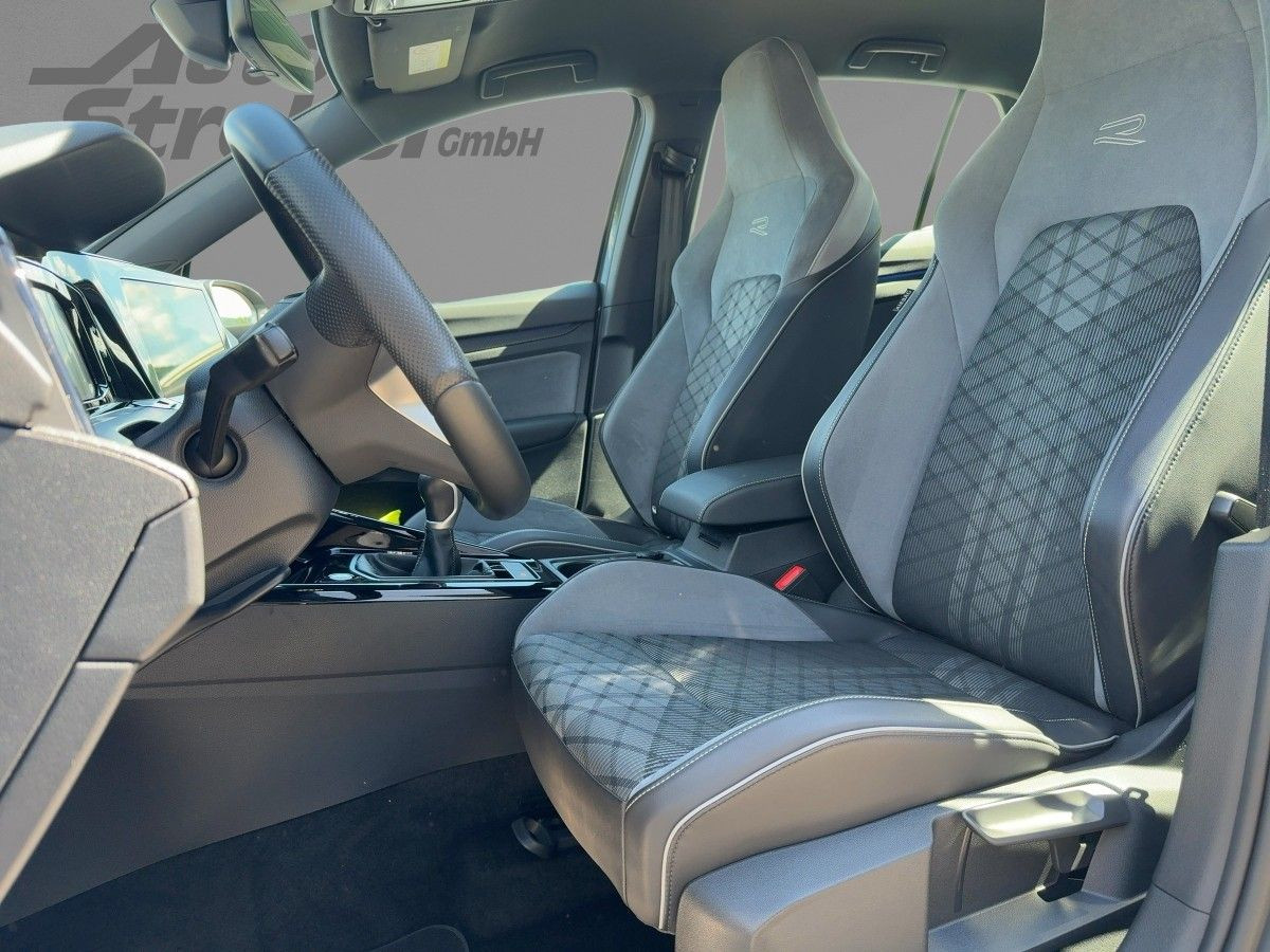Golf VIII 1.5 TSI R-Line AHK ACC LED Navi Climatronic Einparkh. Sitzh. Lane-Ass.