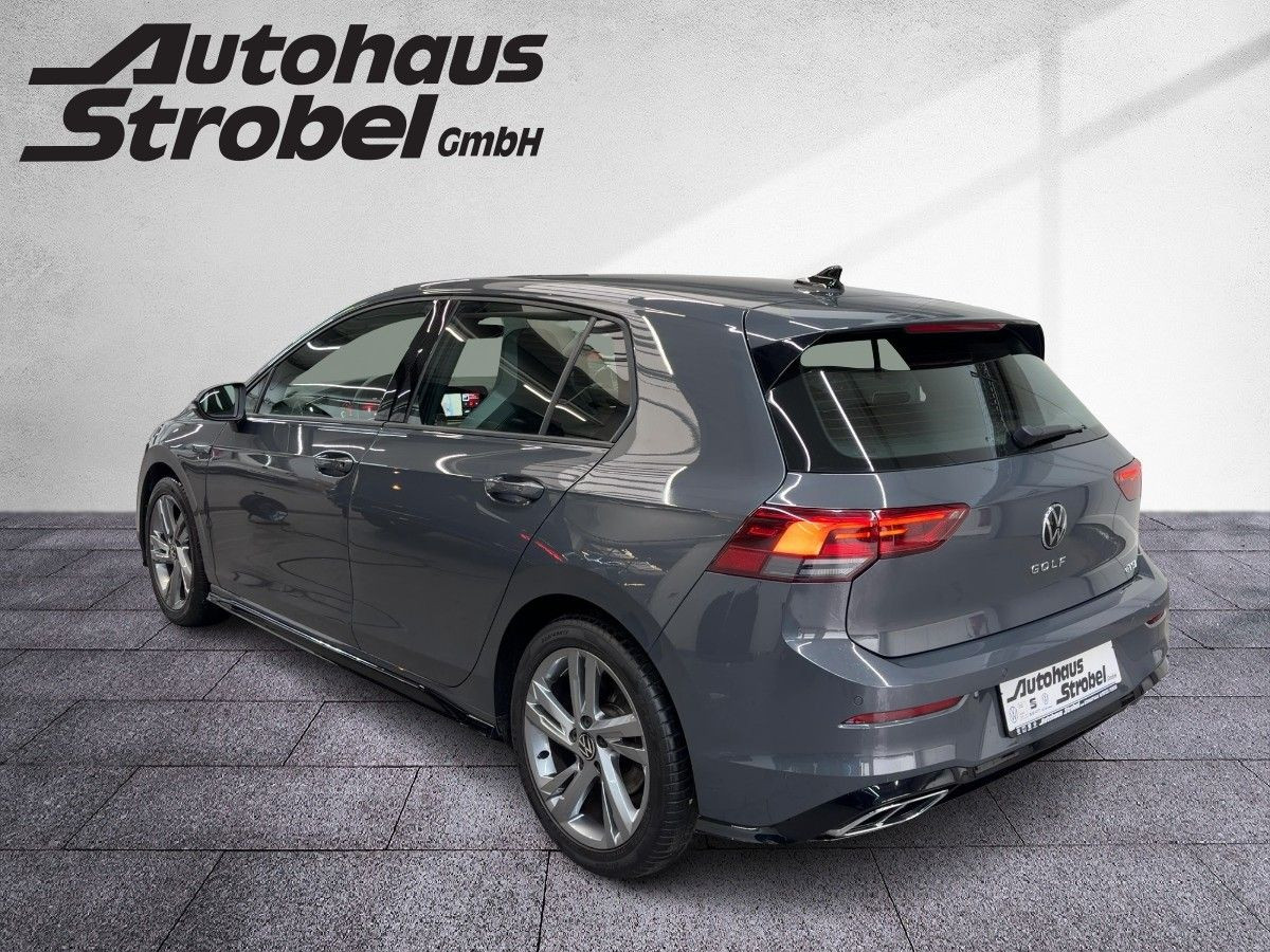 Golf VIII 1.5 TSI DSG R-Line ACC Navi LED Keyless Bluet. Sitzh.