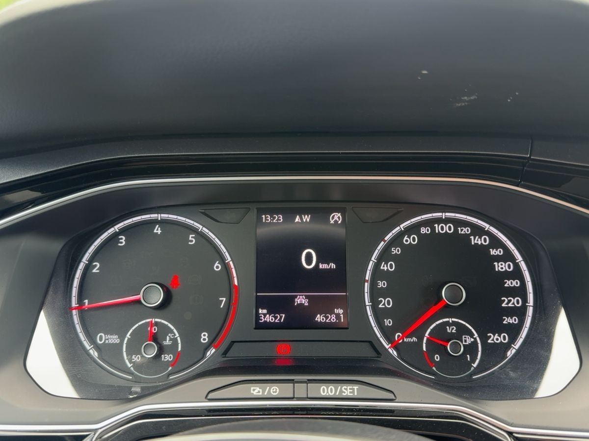 Polo 1.0 TSI Highline ACC Navi Kamera Climatronic Bluet. Sitzh.