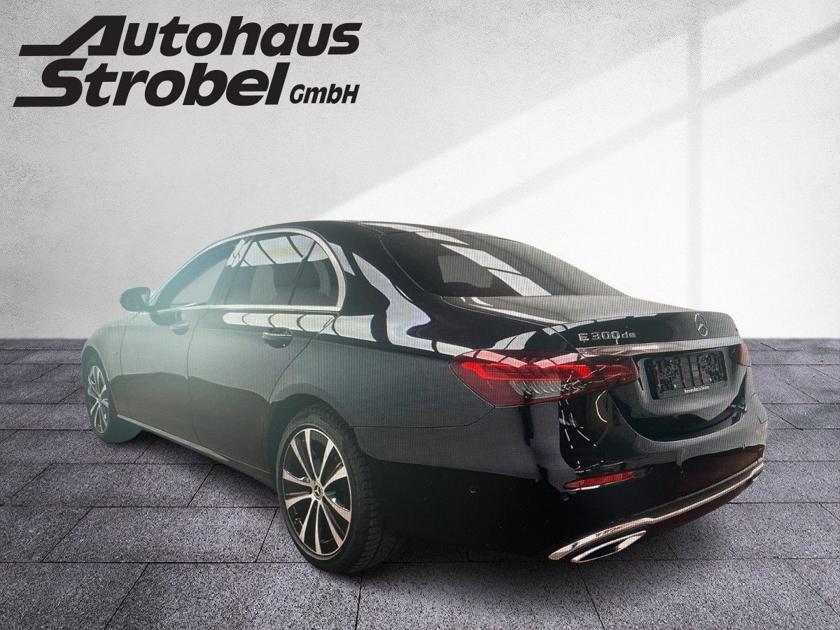 E 300 de Avantgarde 4Matic E 300 de 4Matic (213.011)