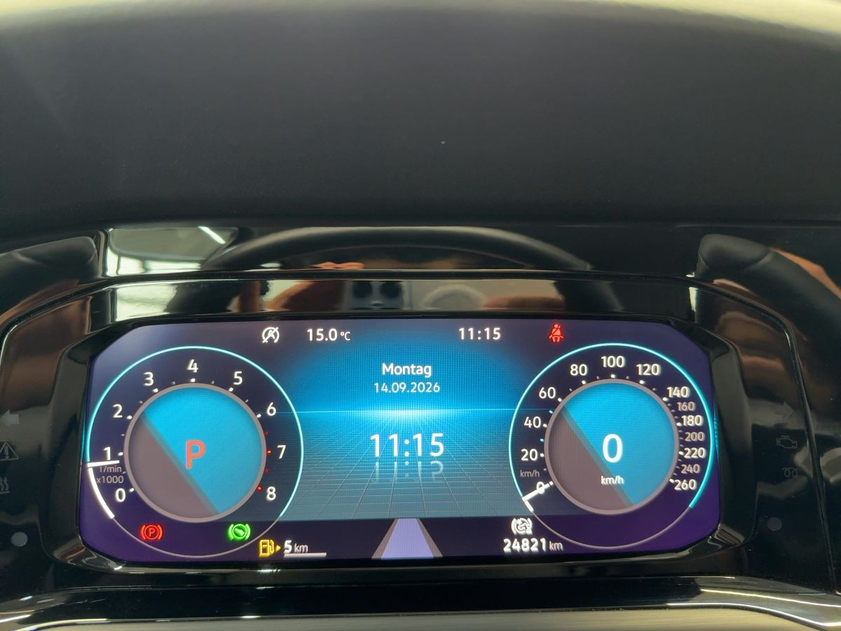 Golf VIII 2.0 TSI DSG Style ACC LED-Plus Einparkh. Climatronic Sitzh. Lane-Ass DAB+