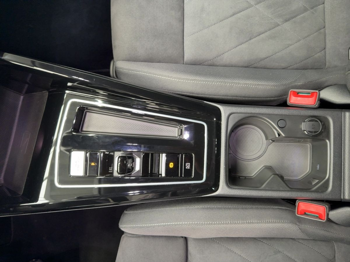 Golf VIII 2.0 TSI DSG Style ACC LED-Plus Einparkh. Climatronic Sitzh. Lane-Ass DAB+
