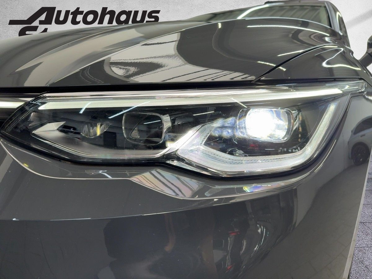 Golf VIII 2.0 TSI DSG Style ACC LED-Plus Einparkh. Climatronic Sitzh. Lane-Ass DAB+