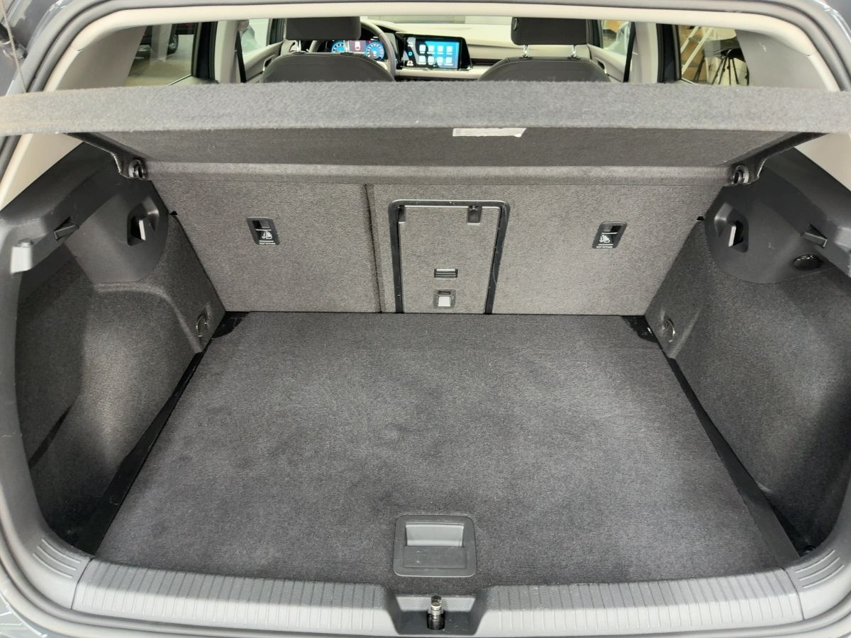 Golf VIII 2.0 TSI DSG Style ACC LED-Plus Einparkh. Climatronic Sitzh. Lane-Ass DAB+