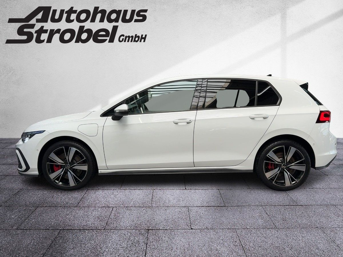 Golf VIII GTE 1.4 TSI DSG eHybrid ACC Navi LED-Matrix Pano Kamera Lane Ass.