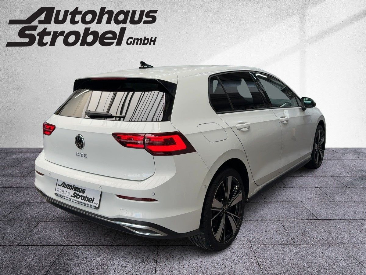 Golf VIII GTE 1.4 TSI DSG eHybrid ACC Navi LED-Matrix Pano Kamera Lane Ass.