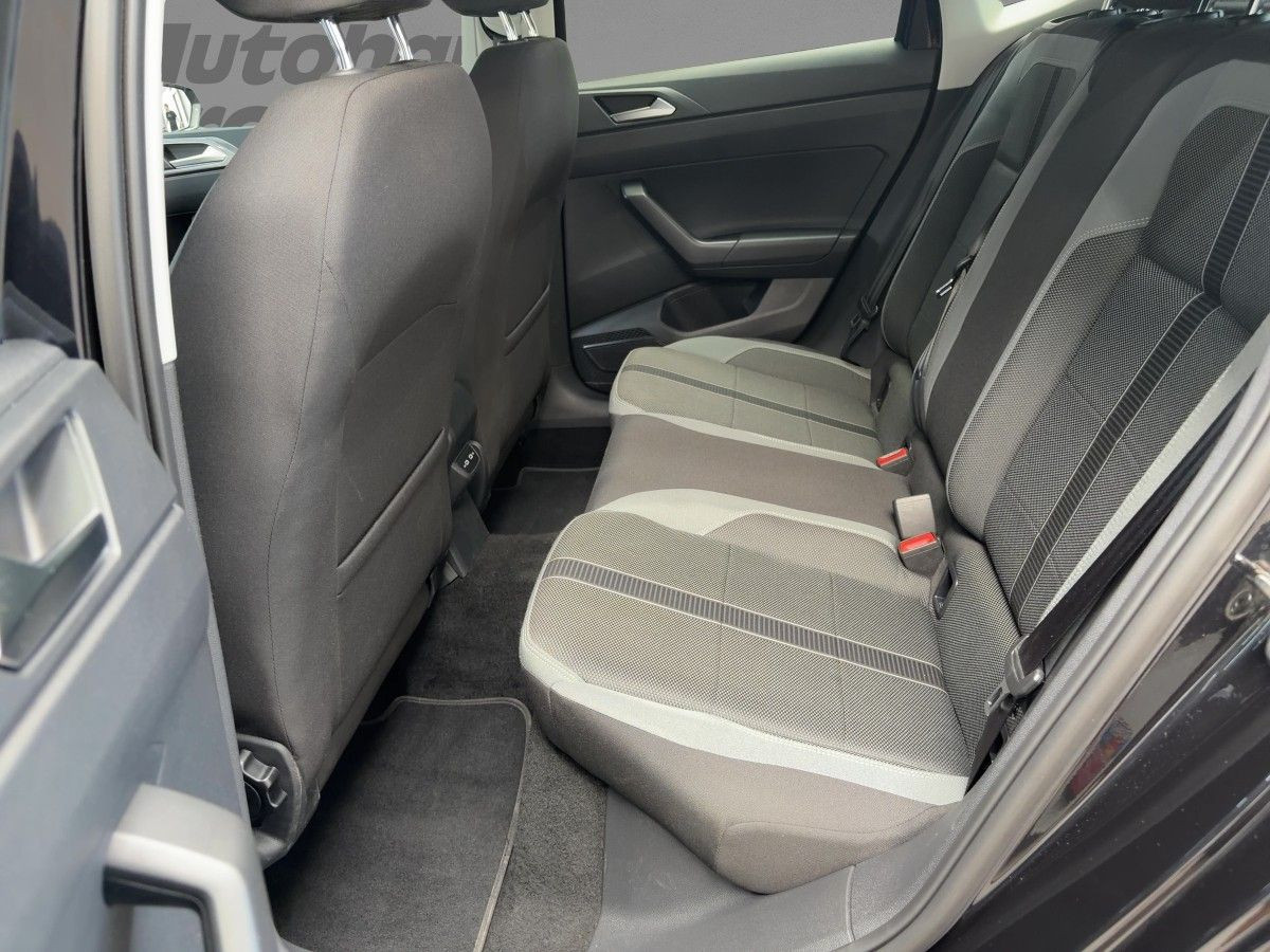 Polo 1.0 TSI Highline ACC Navi Kamera Sitzh. Climatronic Nebel Einparkh. DAB+