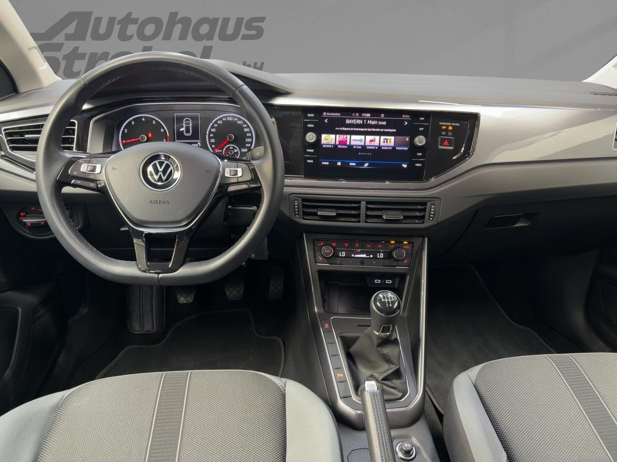 Polo 1.0 TSI Highline ACC Navi Kamera Sitzh. Climatronic Nebel Einparkh. DAB+