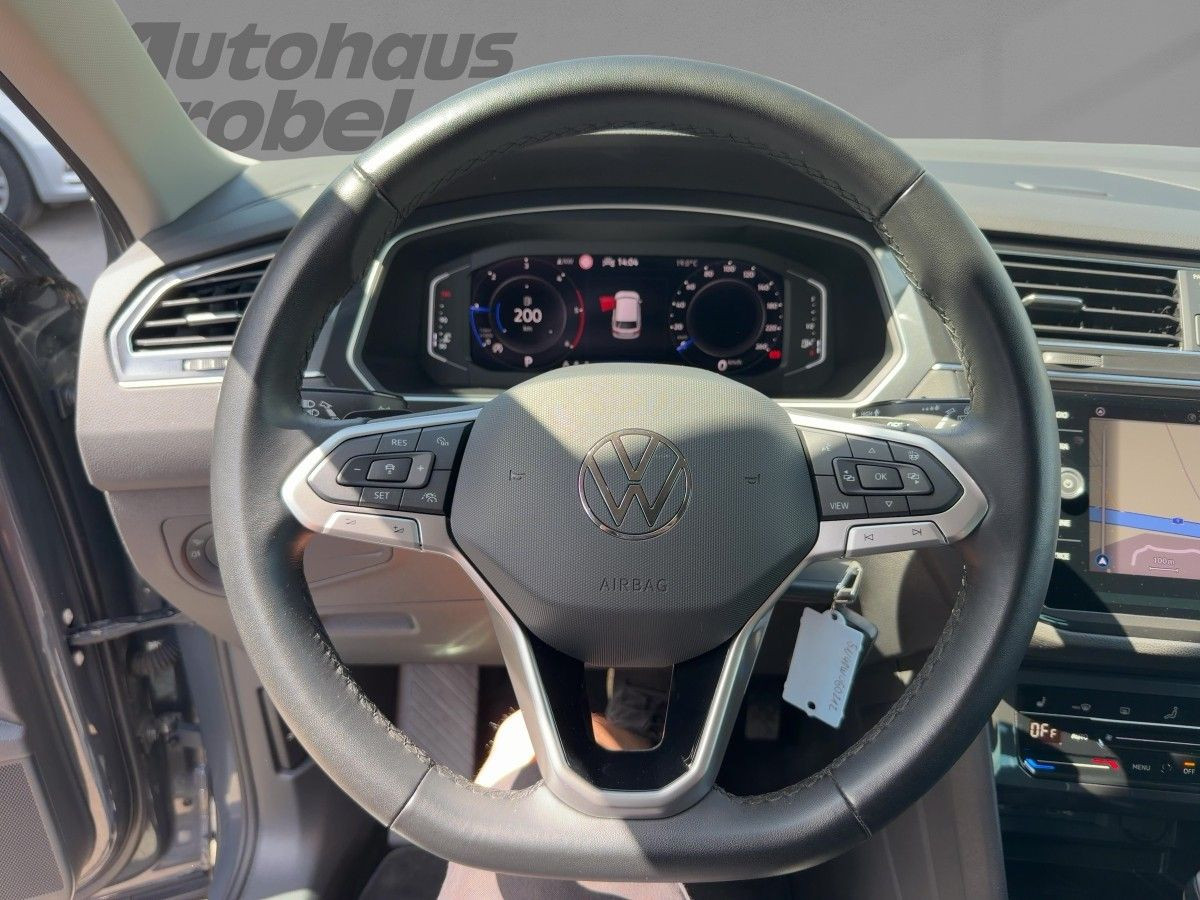 Tiguan 2.0 TDI DSG Elegance AHK ACC Navi LED-Matrix Kamera Sitzh. Climatronic